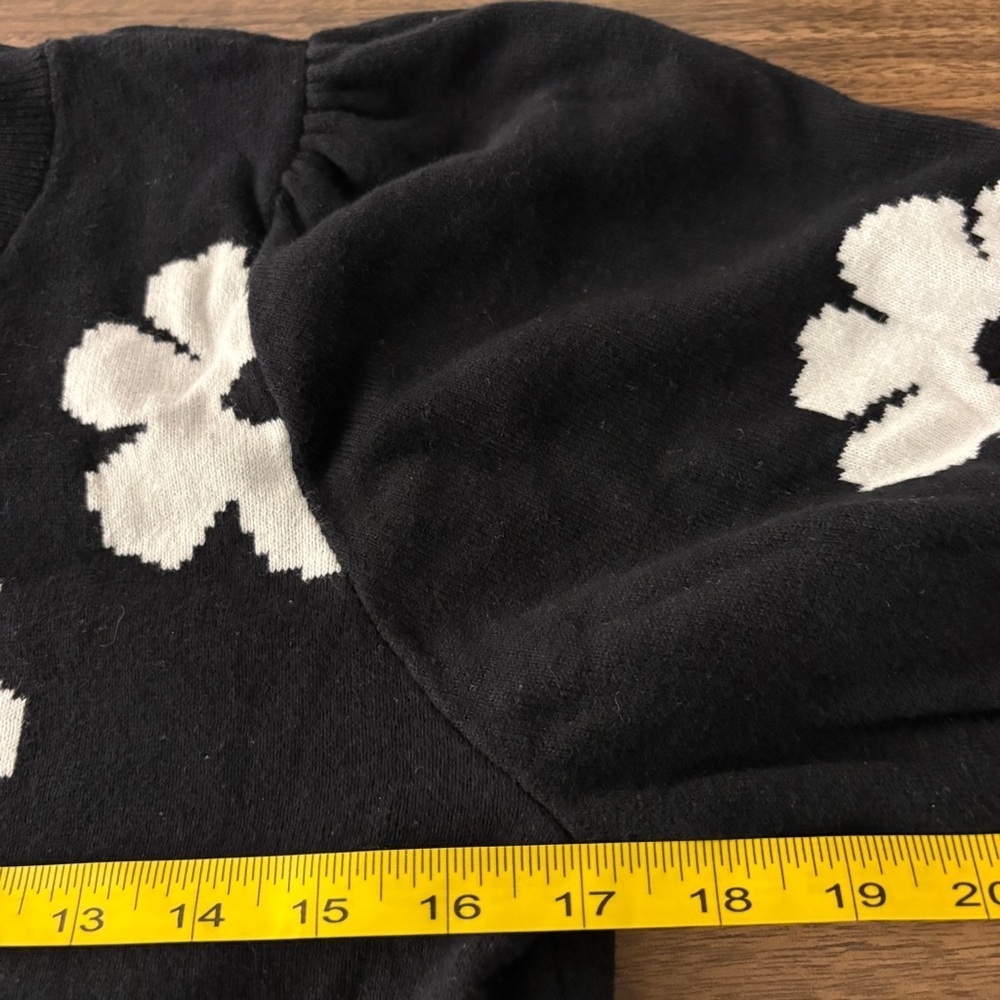 ❤️ GAP Black and White Daisy Short Sleeve Top M - Picture 8 of 10